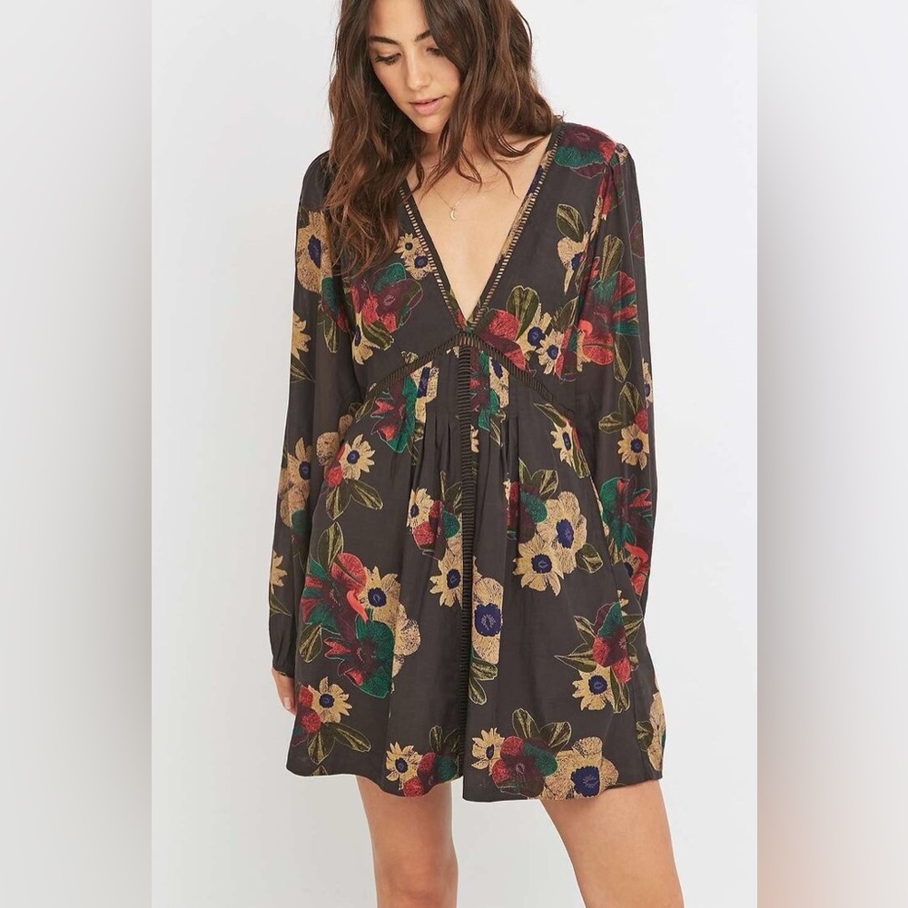 🌼 Free People Strawberry Fields Floral Tunic Mini Dress | Size M - Picture 2 of 16